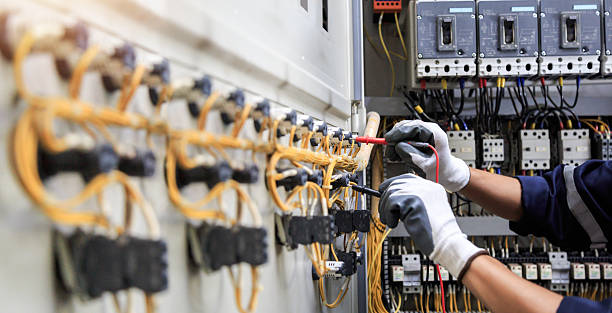 Professional Electrician technician working in Wyndmoor, PA